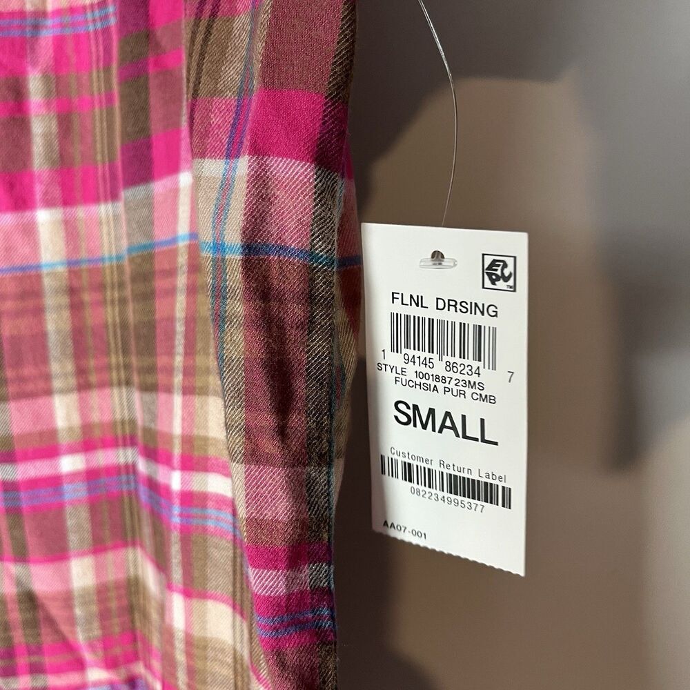 NWT On 34th Women's Festive Plaid Ruffle-Neck Flannel Shirt Small 183 - Picture 4 of 7